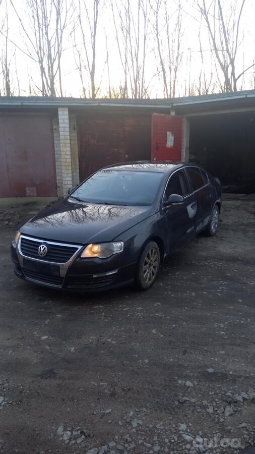 Volkswagen Passat B6 wagon 5-doors