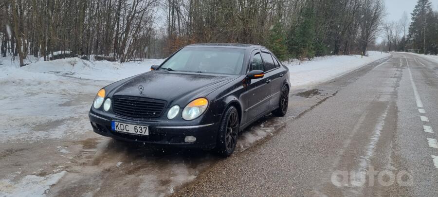 Mercedes-Benz E-Class W211 Sedan