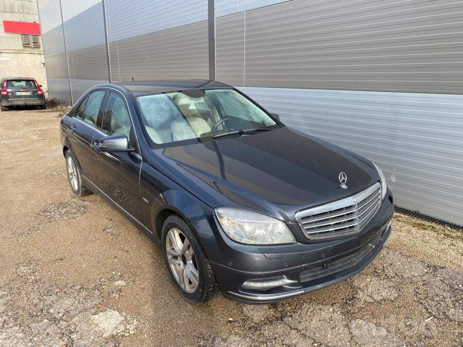 Mercedes-Benz C-Class W204/S204 Sedan