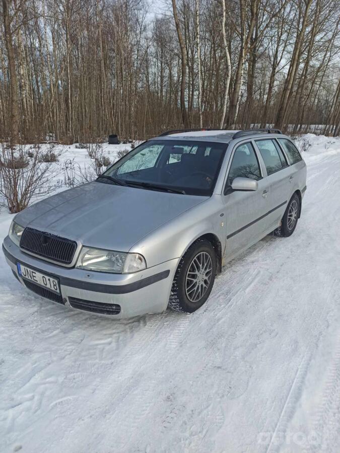 Skoda Octavia 1 generation [restyling] Combi wagon 5-doors