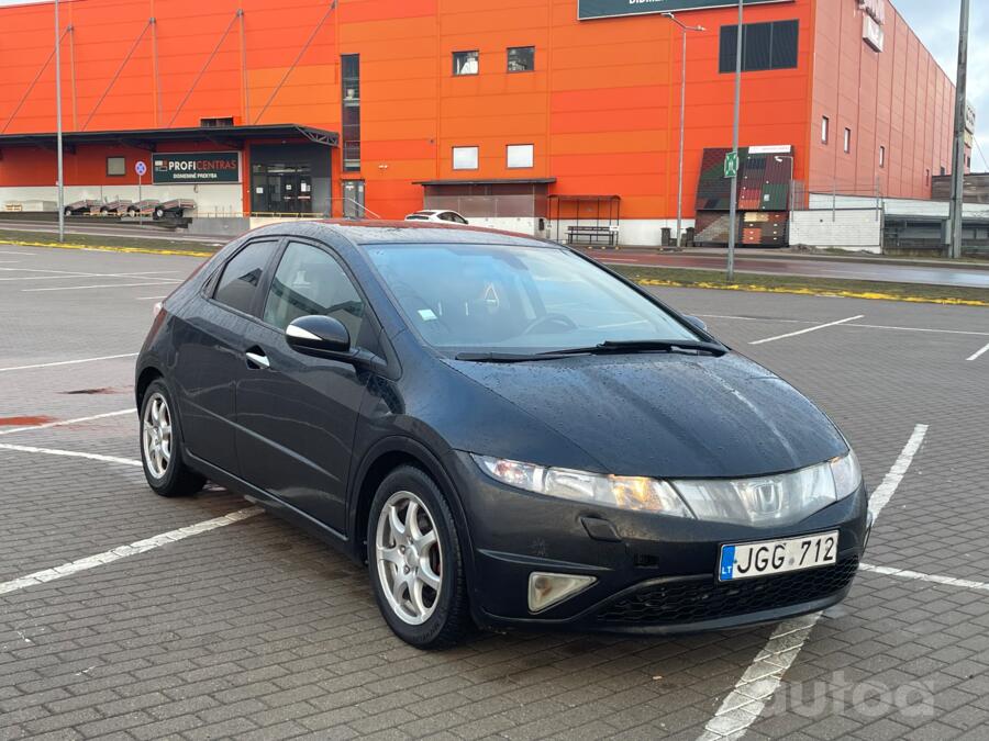 Honda Civic 8 generation [restyling] Hatchback 5-doors