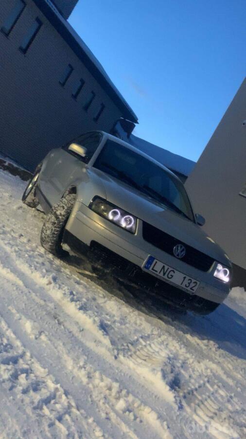 Volkswagen Passat B5 Sedan 4-doors