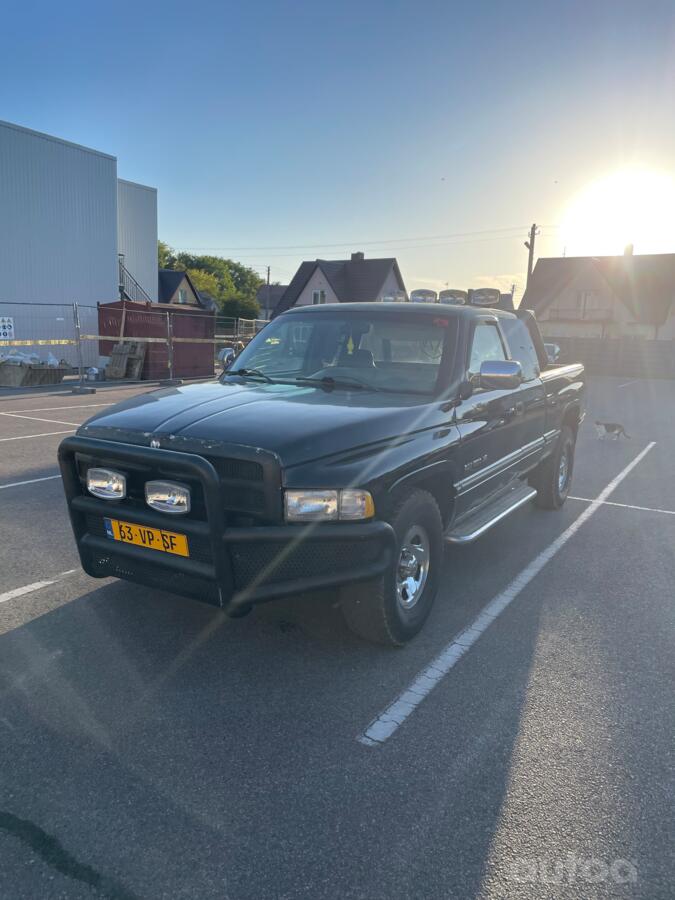 Dodge Ram 2 generation Regular Cab pickup 2-doors