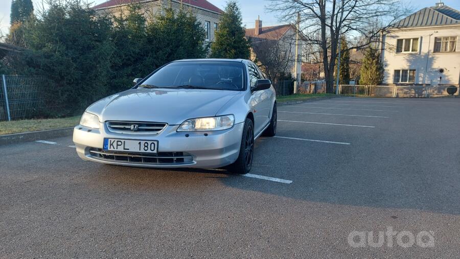 Honda Accord 6 generation US-spec Coupe