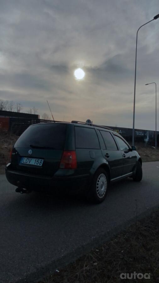 Volkswagen Golf 4 generation wagon