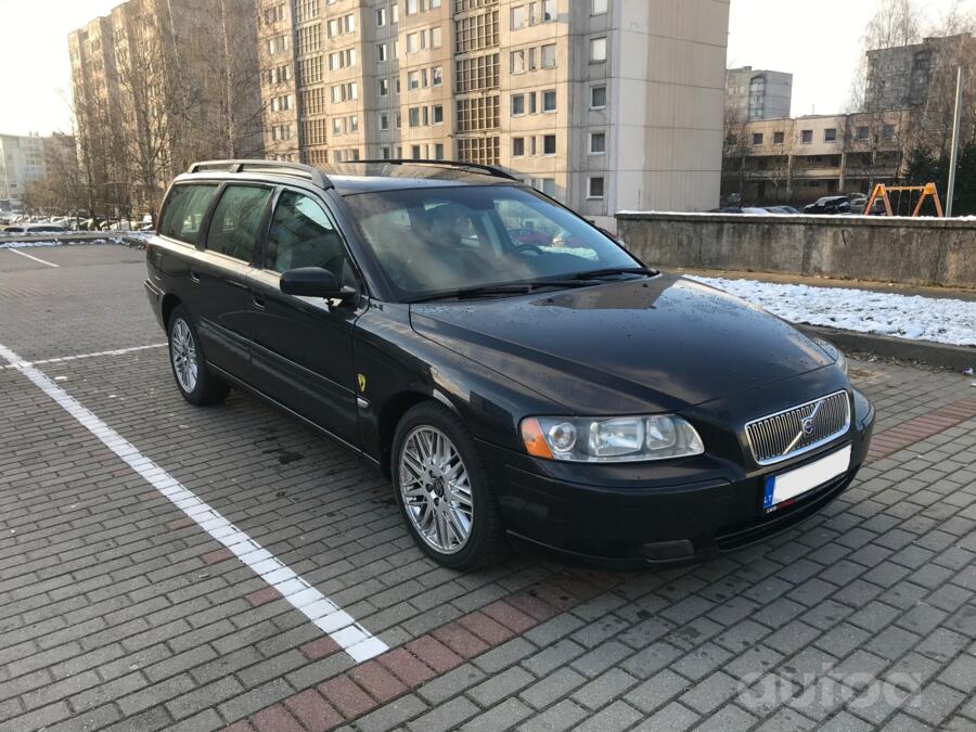 Volvo V70 2 generation [restyling] wagon 5-doors