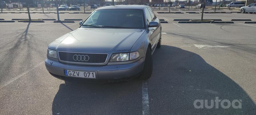 Audi A8 D2/4D Sedan 4-doors