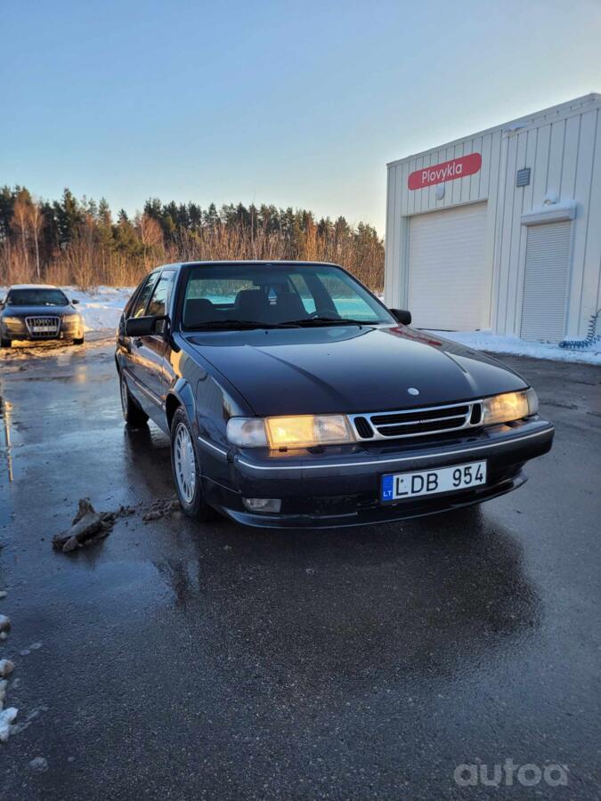 Saab 9000 2 generation Liftback