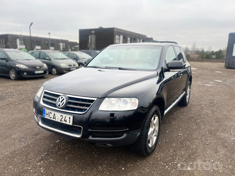 Volkswagen Touareg 1 generation Crossover
