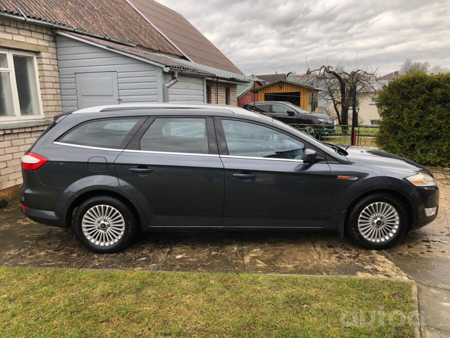 Ford Mondeo 4 generation wagon