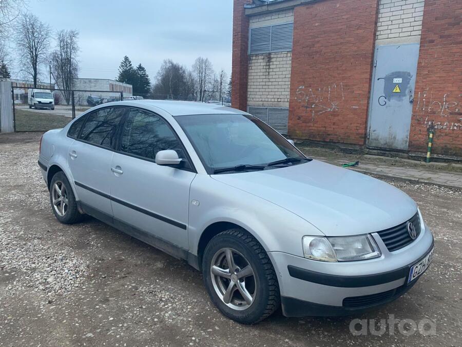Volkswagen Passat B5 Sedan 4-doors