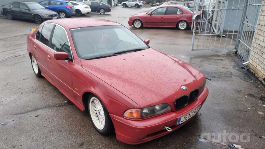 BMW 5 Series E39 Sedan 4-doors