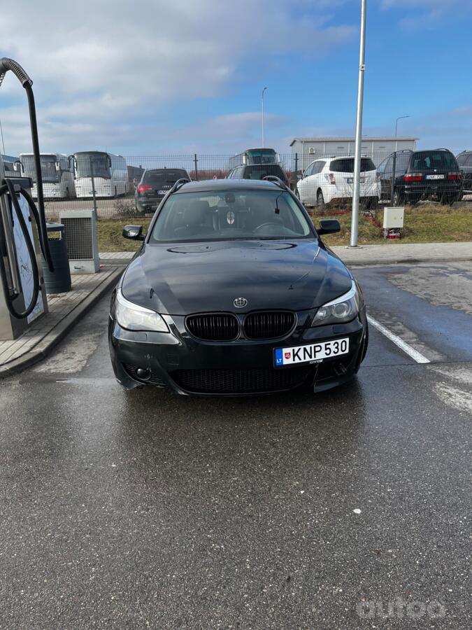 BMW 5 Series E60/E61 Touring wagon