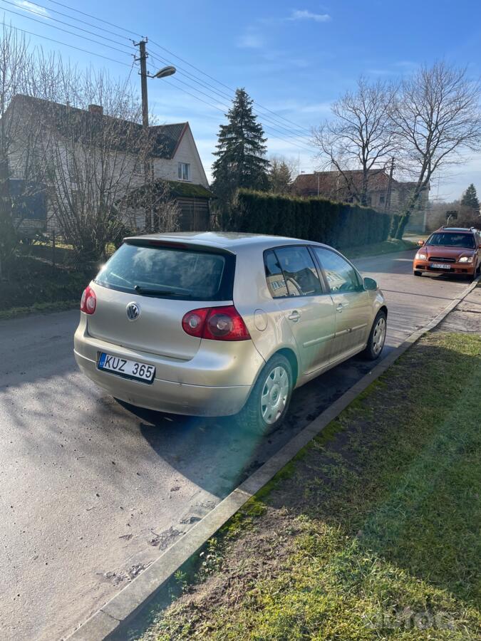 Volkswagen Golf 5 generation Hatchback 5-doors