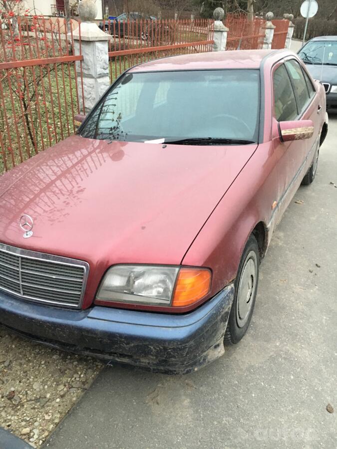 Mercedes-Benz C-Class W202/S202 Sedan