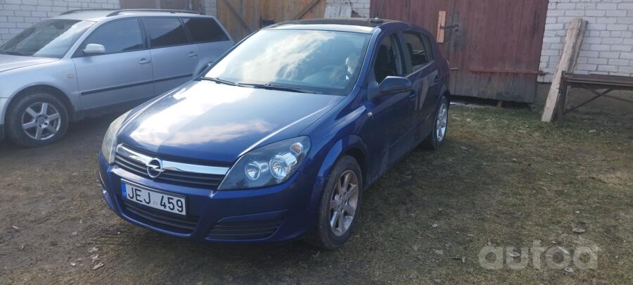 Opel Astra H Hatchback