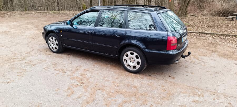 Audi A4 B5 Avant wagon 5-doors