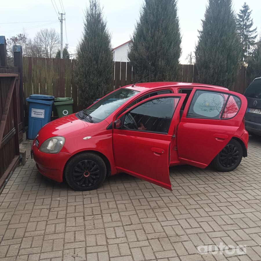 Toyota Yaris 1 generation