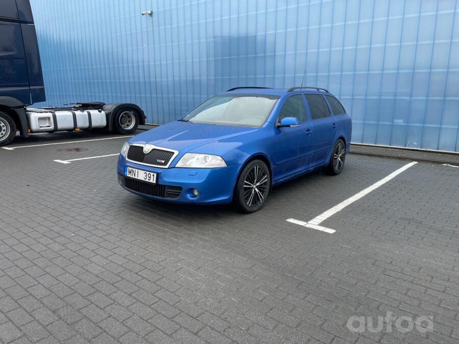 Skoda Octavia 2 generation Combi RS wagon 5-doors