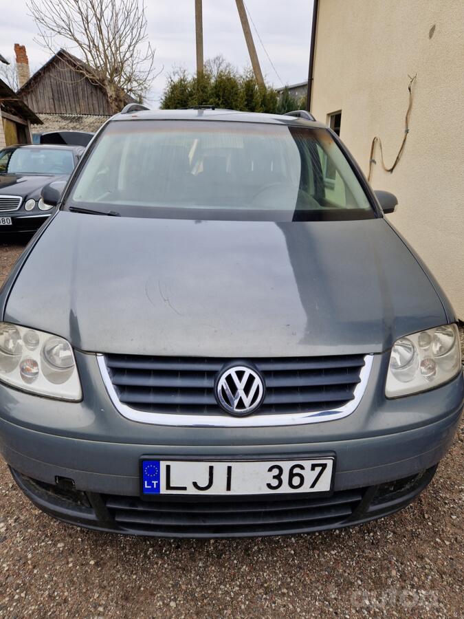 Volkswagen Touran 1 generation Minivan