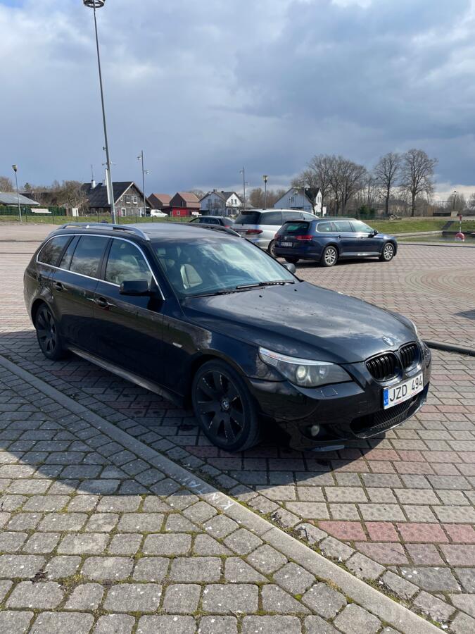 BMW 5 Series E60/E61 Touring wagon