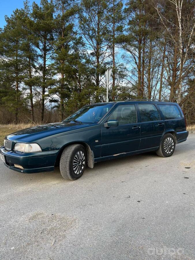 Volvo V70 1 generation wagon