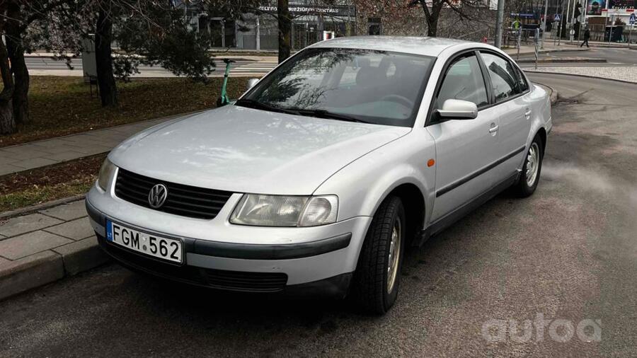 Volkswagen Passat B5 Sedan 4-doors