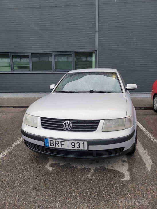 Volkswagen Passat B5 Sedan 4-doors