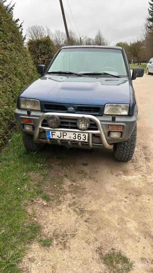 Nissan Terrano 2 generation