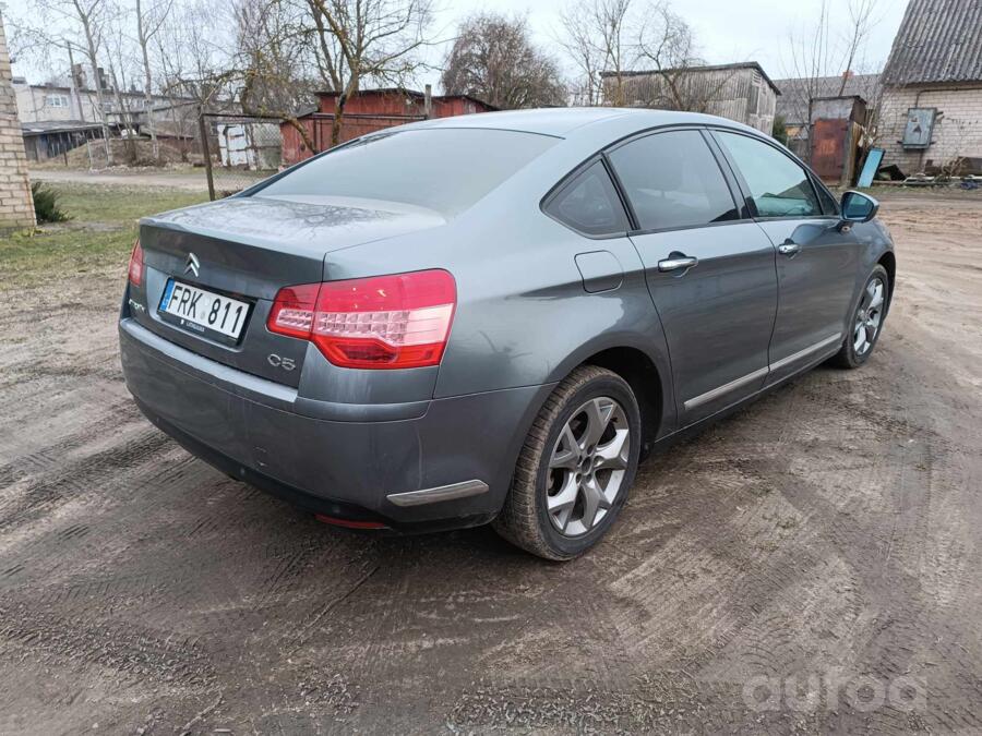 Citroen C5 2 generation Sedan