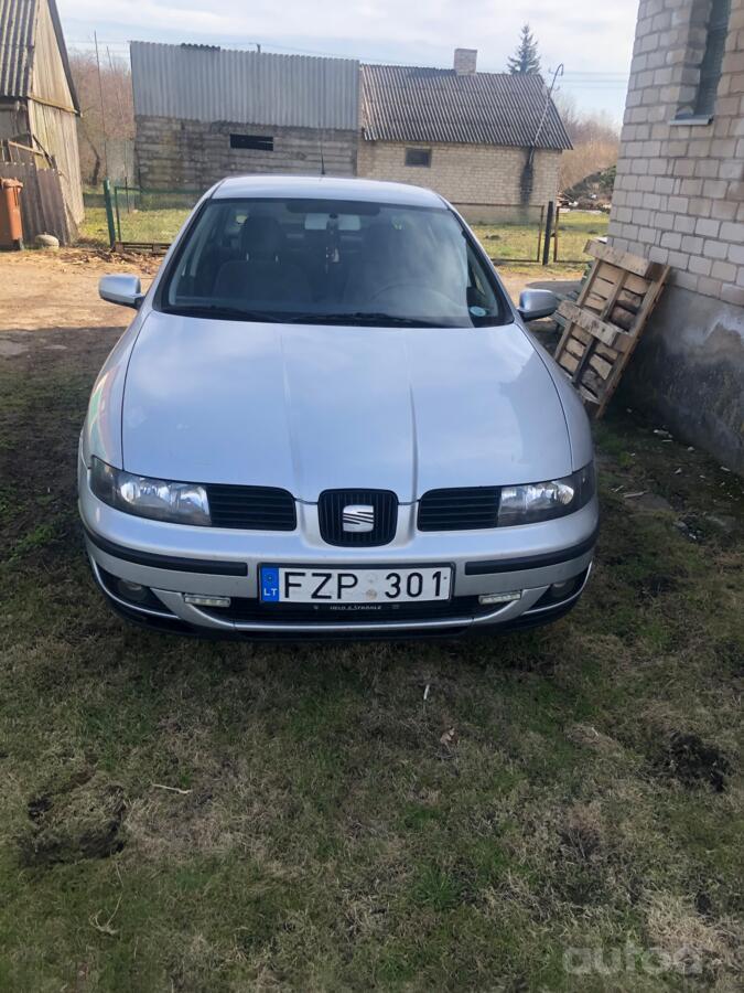 SEAT Toledo 2 generation Sedan