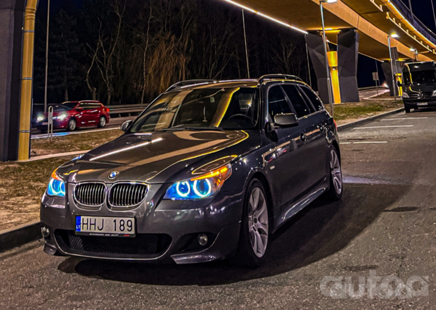 BMW 5 Series E60/E61 Touring wagon