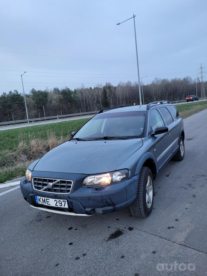 Volvo XC70 2 generation wagon