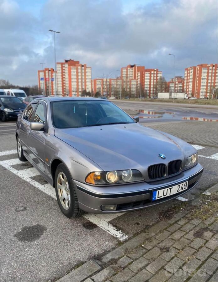 BMW 5 Series E39 Sedan 4-doors