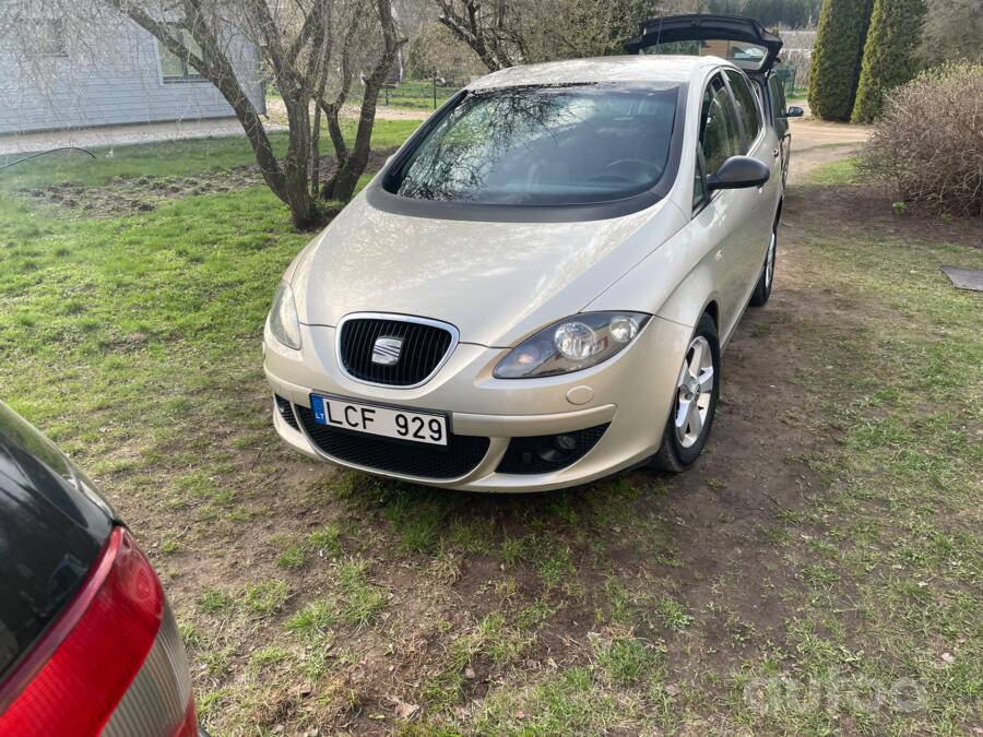 SEAT Toledo 3 generation Hatchback
