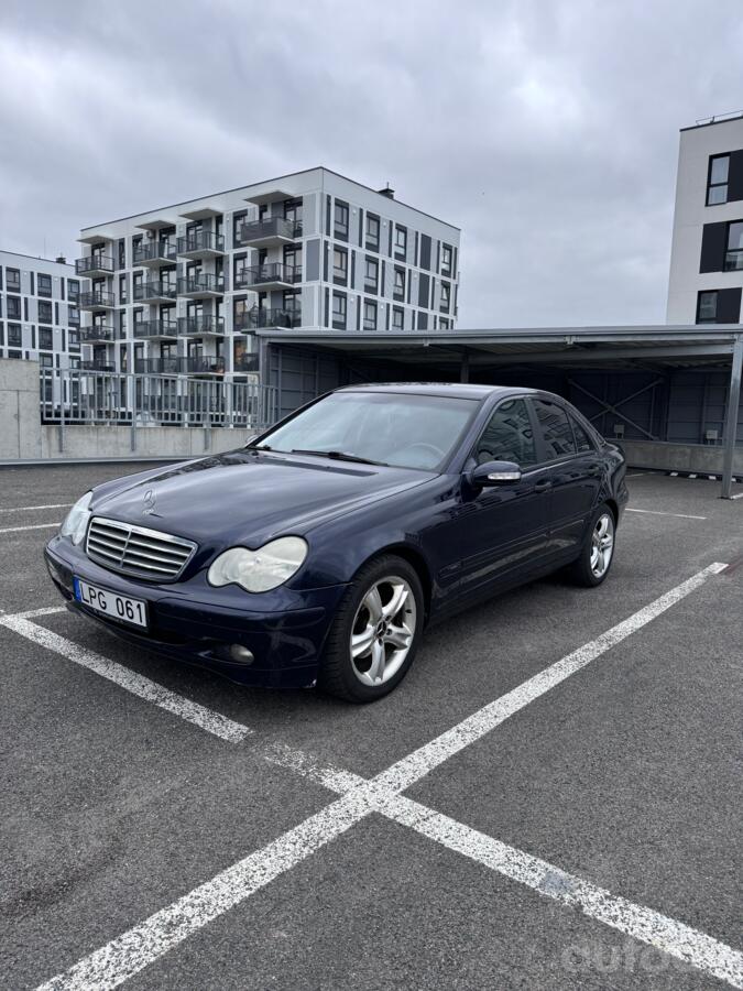 Mercedes-Benz C-Class W203/S203/CL203 Sedan 4-doors
