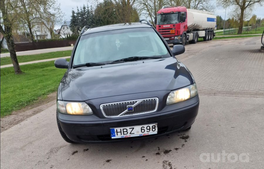 Volvo V70 1 generation wagon