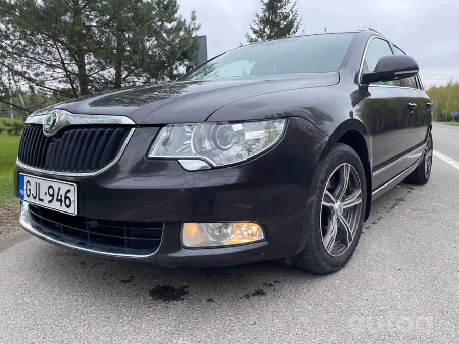 Skoda Superb 2 generation Combi wagon
