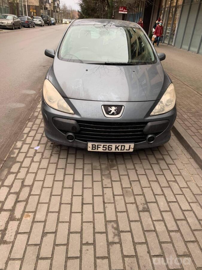 Peugeot 307 1 generation [restyling] Hatchback 5-doors