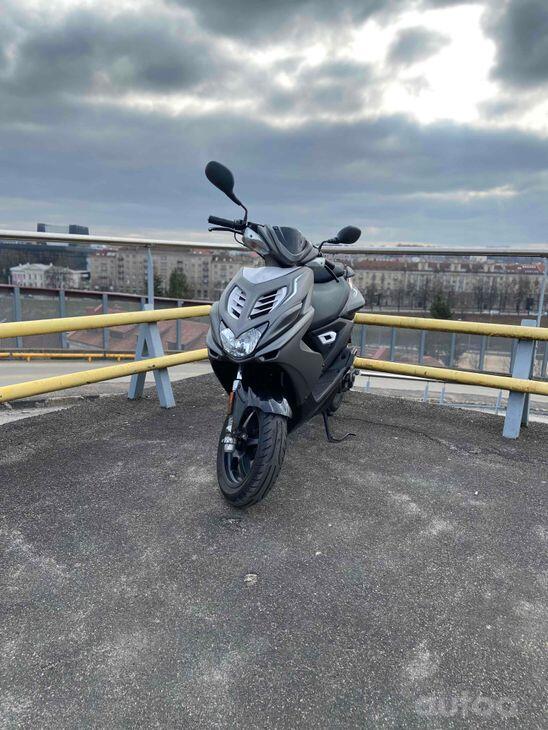 Yamaha NS50