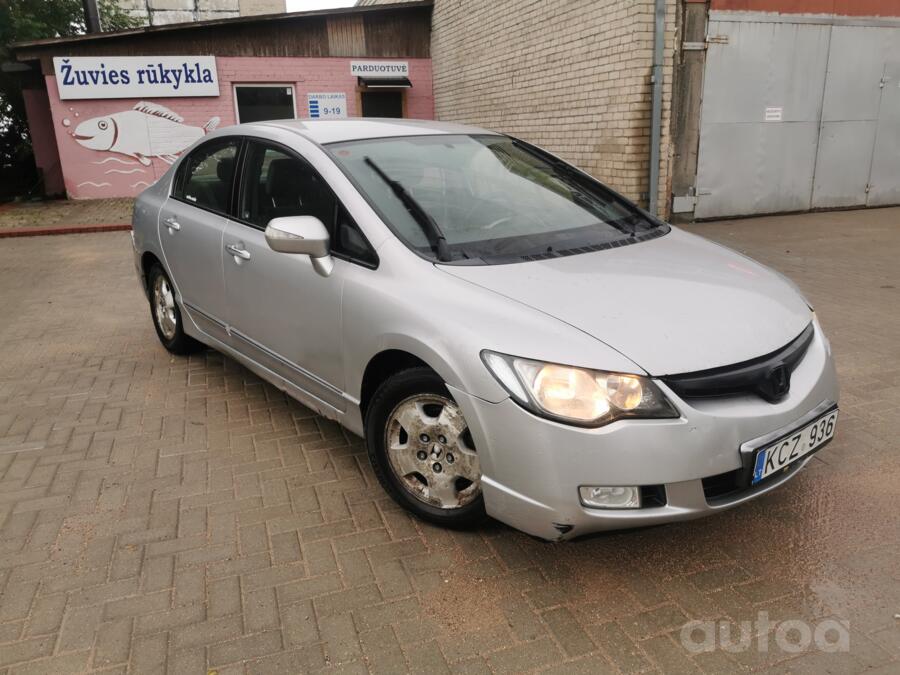 Honda Civic 8 generation Sedan 4-doors