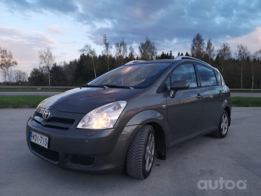 Toyota Corolla Verso 1 generation [restyling] -2 generation