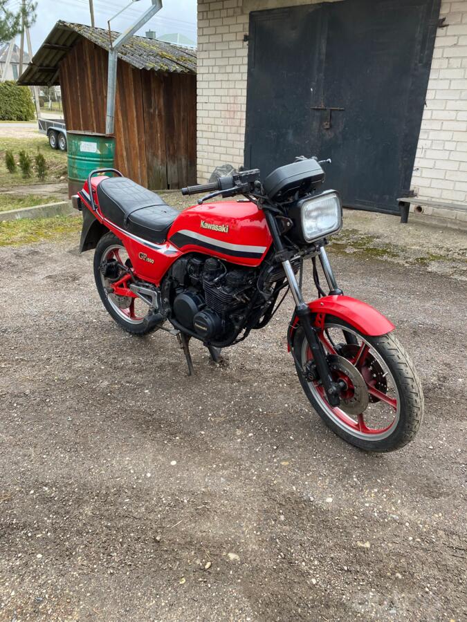 Kawasaki GPZ