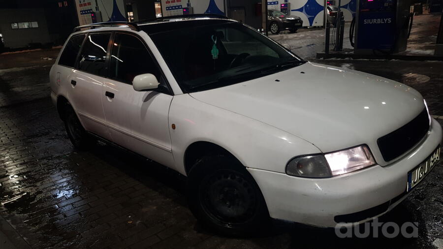 Audi A4 B5 Avant wagon 5-doors
