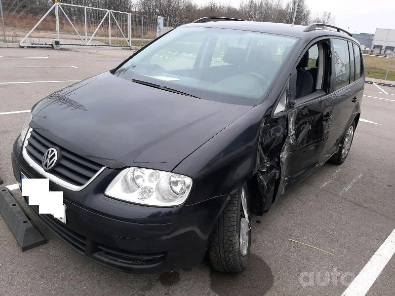 Volkswagen Touran 1 generation Minivan