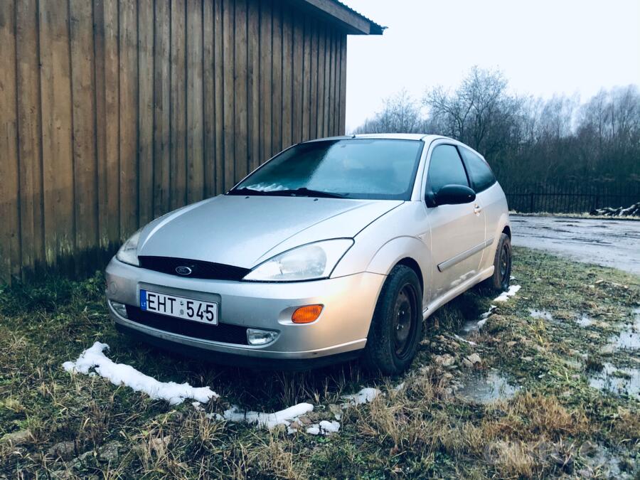Ford Focus 1 generation Hatchback 3-doors