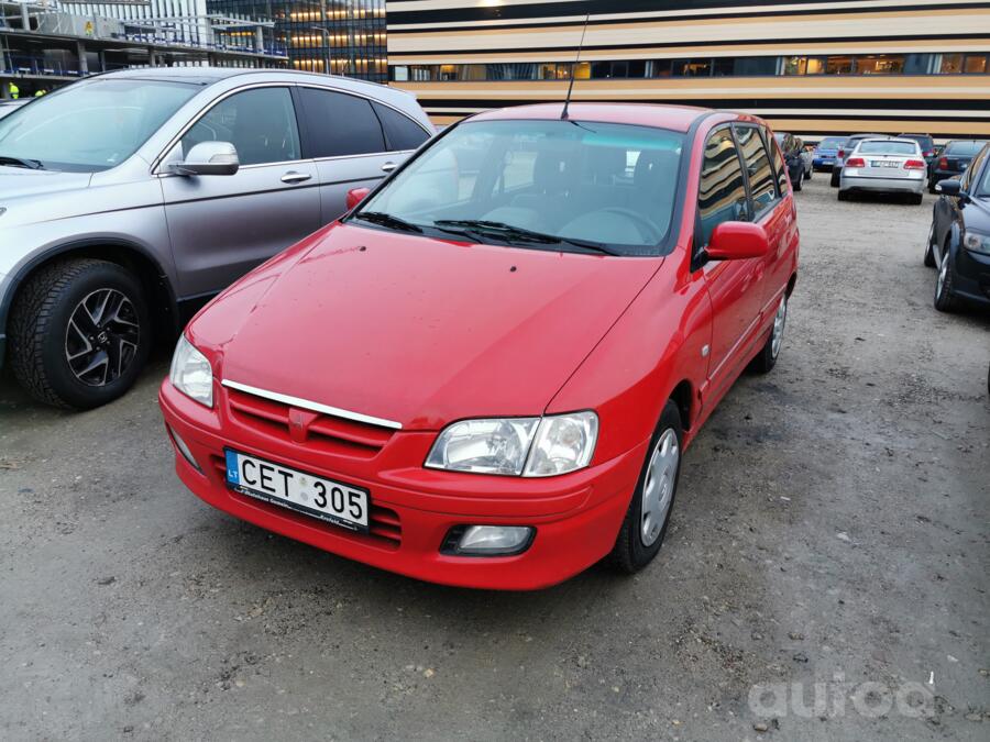 Mitsubishi Space Star 1 generation Minivan