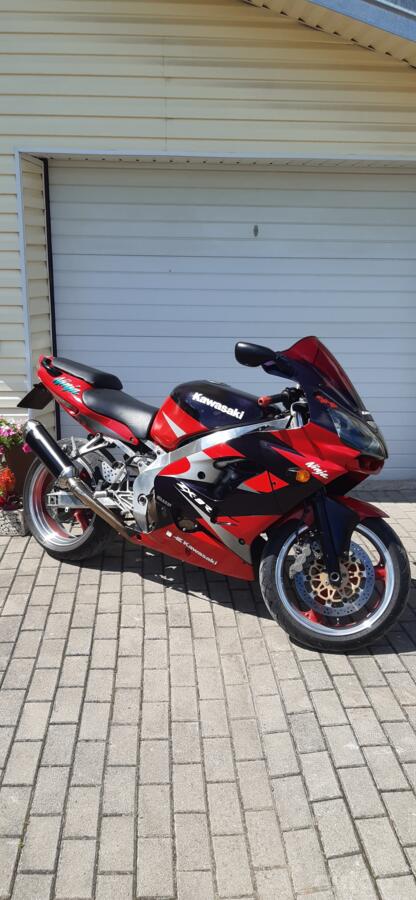 Kawasaki Ninja ZX-9R
