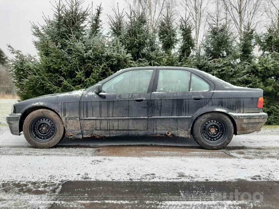 BMW 3 Series E36 Sedan