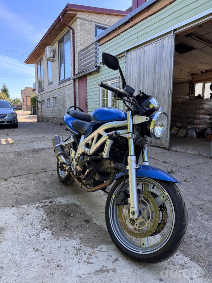 Suzuki SV